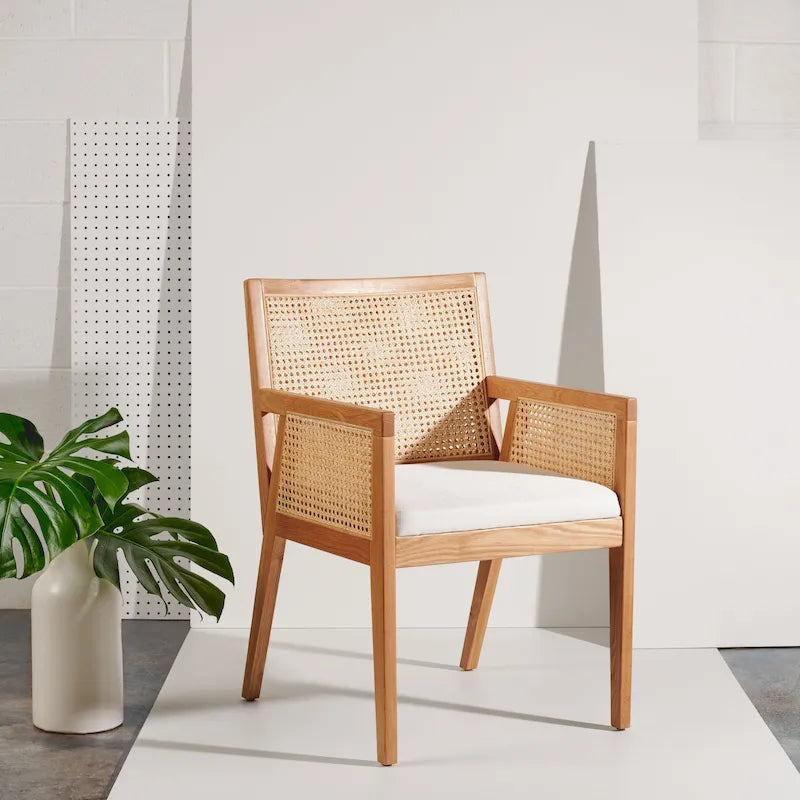Rattan Dining Chair - 21.9 W x 24.8 L x 33.9 H - 22Wx25Dx34H